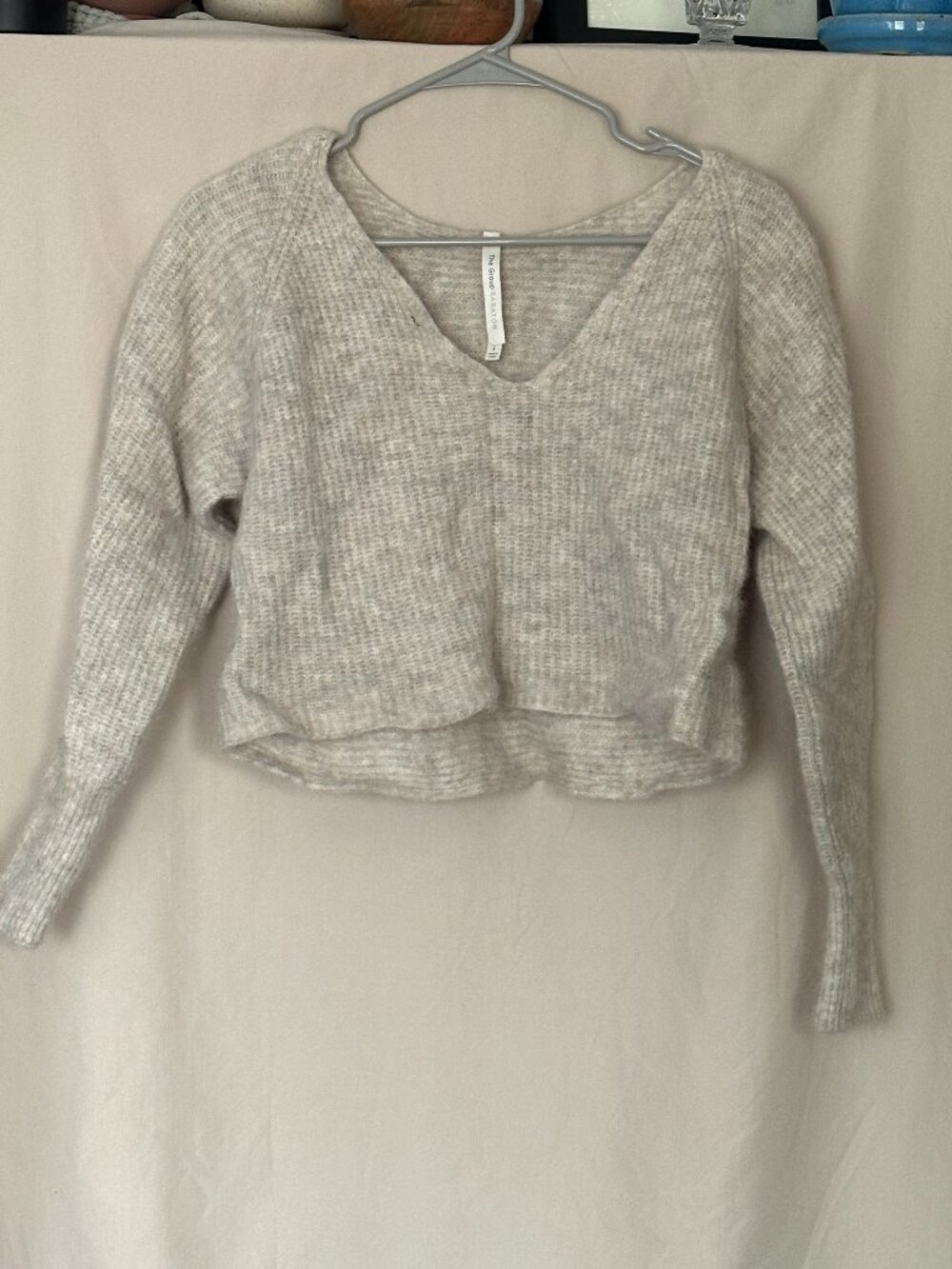 Aritzia Babaton The Group Alpaca V Neck Sweater size S